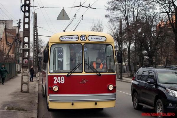 У Вінниці на маршрути вийде ретро-тролейбус