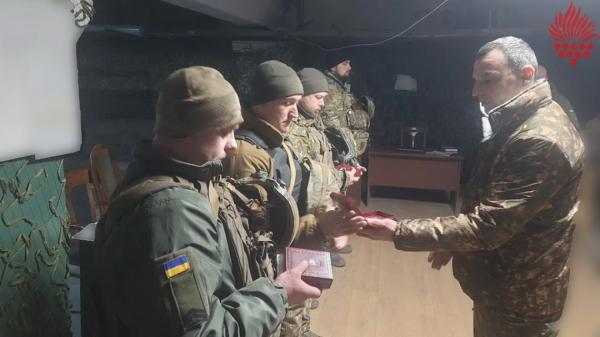 Бійцям бригади з Вінниччини вручили державні нагороди від президента України