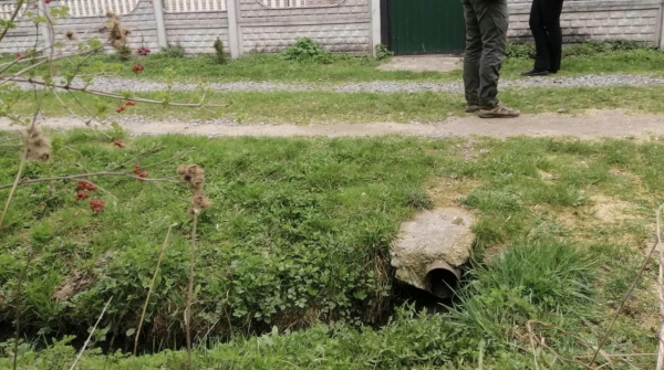 У Вінниці каналізаційні стоки скидали у струмок