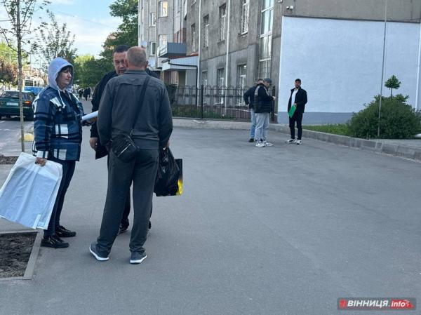 Черги біля ТЦК у Вінниці: військовозобов&rsquo;язані приходять оновити дані