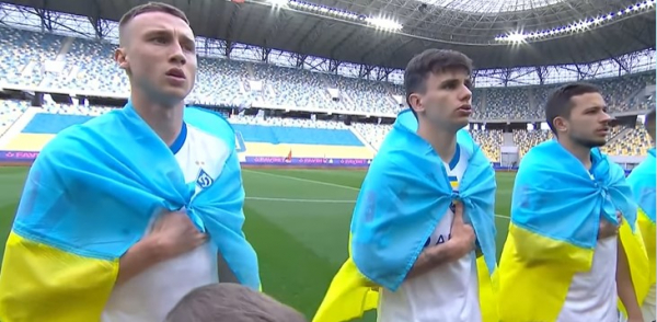 На чемпіонаті України з футболу прозвучав гімн під музичним супроводом бійця з вінницької бригади