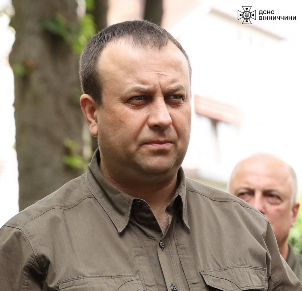 Рятувальникам Вінниччини передали сучасні бронежилети та каски