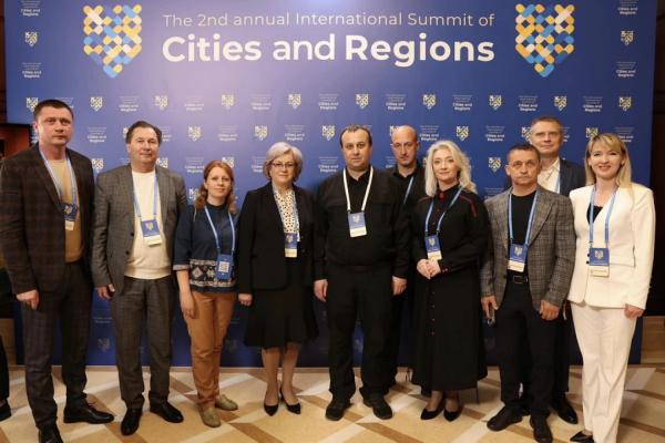 Вінничани долучились до Міжнародного саміту міст і регіонів, який відбувся за участі Президента