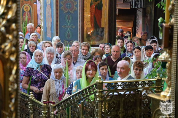 В день Святої Трійці у Вінниці підносили молитви за перемогу та мир в Україні