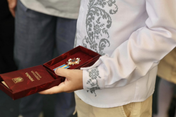 Родинам загиблих захисників з Вінниччини передали державні нагороди