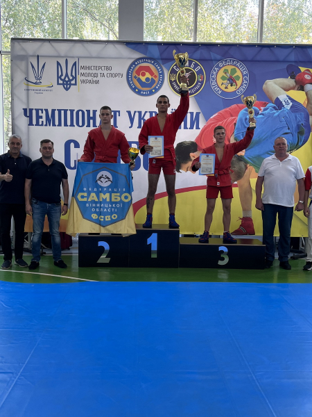 Самбісти з Вінниччини вибороли на Чемпіонаті України двадцять медалей, три з них – золоті Самбісти з Вінниччини вибороли на Чемпіонаті України двадцять медалей, три з них – золоті