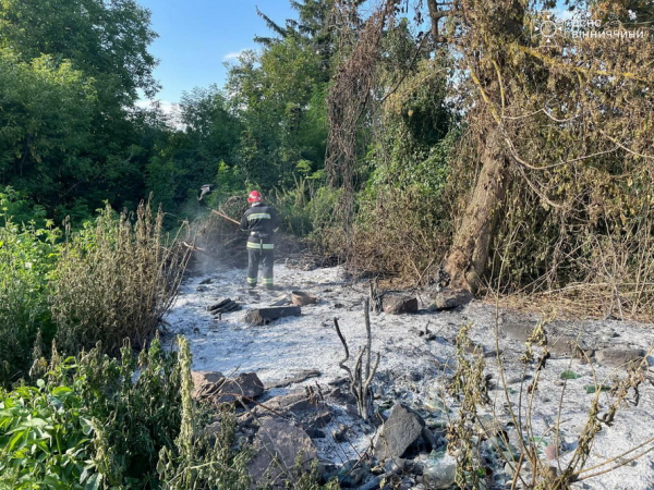 Під час пожежі у Хмільницькому районі травмувався 69-річний чоловік