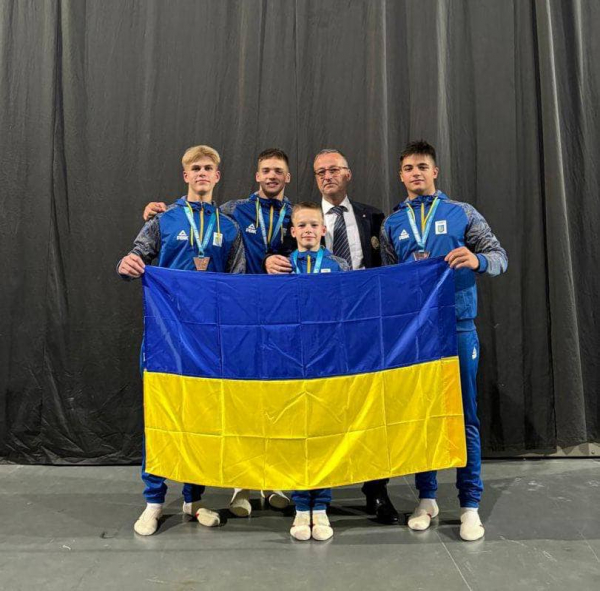 Вінничани завоювали «бронзу» на Чемпіонаті світу із спортивної акробатики