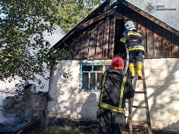 У Гайсинському районі через піч загорілась хата