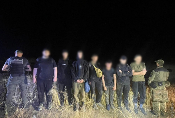 Викрито схему нелегального переправлення людей через кордон із Молдовою