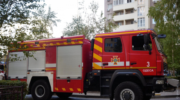 В Одесі під час пожежі врятовано троє людей, серед них дитина