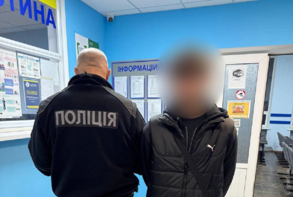 Підпалив Tesla: в Одесі спіймали 19-річного виконавця з Житомирщини Підпалив Tesla: в Одесі спіймали 19-річного виконавця з Житомирщини