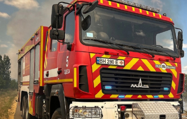 Двоє маленьких дітей отримали опіки під час пожежі у приватному будинку