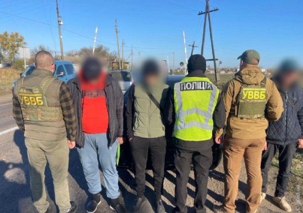 На Одещині чоловік організував незаконний канал втечі до Молдови На Одещині чоловік організував незаконний канал втечі до Молдови