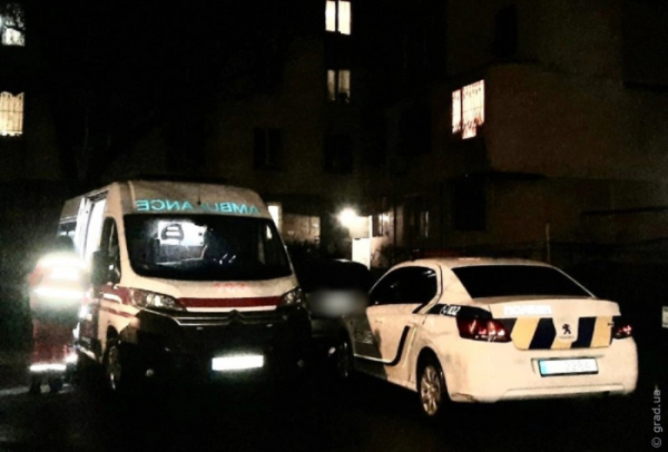 Вибухи в одеській багатоповерхівці: сімейна сварка закінчилася госпіталізацією