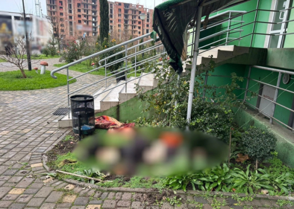 В Одесі дівчина, ймовірно, випала з вікна багатоповерхового будинку В Одесі дівчина, ймовірно, випала з вікна багатоповерхового будинку