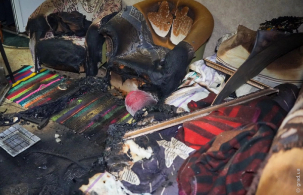 Вибух у квартирі багатоповерхівки: одесит із важкими опіками госпіталізований