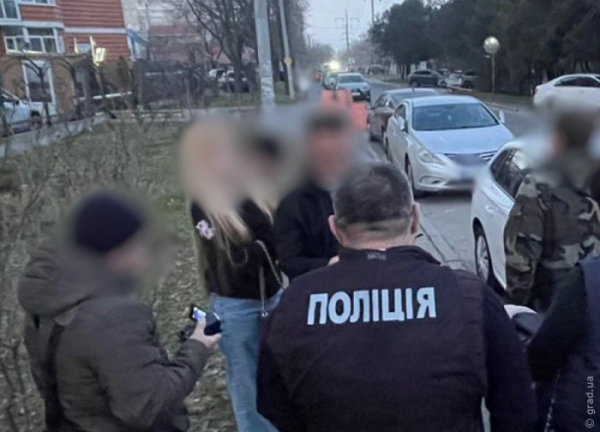 Викладача одного з одеських коледжів підозрюють у отриманні хабара від студентки