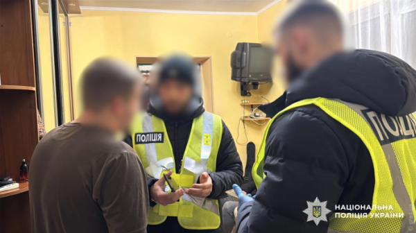 Одесит пересилав психотропи поштою до різних регіонів України