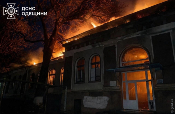 Масштабна пожежа сталася на території Бессарабського ліцею