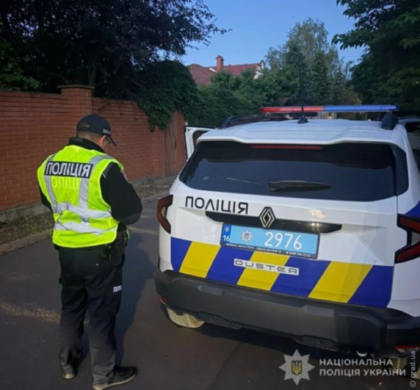 В Одеському районі автомобіль збив шестирічного велосипедиста: дитину госпіталізували