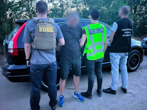 Переправляв військовозобов’язаного до Молдови: на Одещині затримали чоловіка Переправляв військовозобов’язаного до Молдови: на Одещині затримали чоловіка