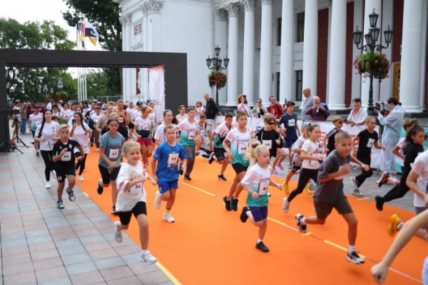 Понад 800 людей пробігли півмарафон SEASIDE INDEPENDENCE в Одесі