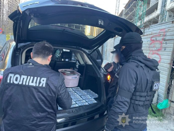 В Одесі жінку судитимуть за обіцянку зняти чоловіка з розшуку ТЦК за $5000